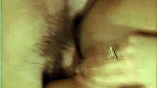 Kim Chambers Muhteşem Vintage Vixen Olarak Parlıyor