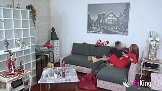 MILF Vanessa Teaches Young Guy to Fuck Mature Girls 😏