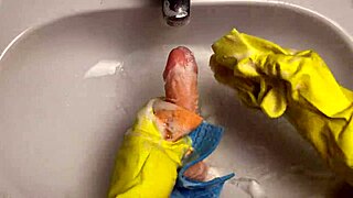 hot housewife cleans dildo after using it on her pussy