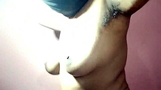 desi girlfriend's pussy vigorously fucked
