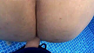 Milf culona banged in water, craves cock over food! 🍆