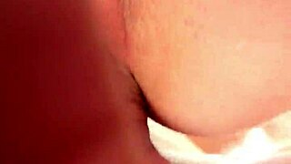 Loirinha da buceta rosa dando no motel