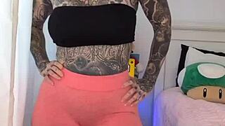 Melody radford shows off gym tights try on haul 😍