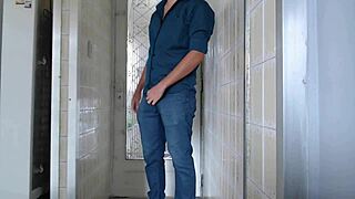 i can't deny a blowjob and water to anyone, wife always welcoming delivery guys