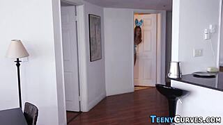 Amateur Teen Gets Hardcore Ass Cumshot in Costume