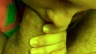 18 year old shows impressive sucking skills