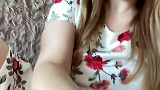 Cute babe fingering her wet pussy until she squirts juices.