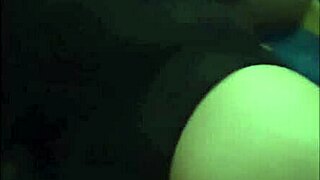 Latin patron spor salonunda masaj alıyor gizli kamera!