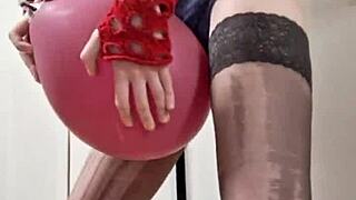 Sexy Balloons Mistress Elza Kom S