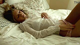 Beautiful Tanned Teen 18+ Anjelica Fingers Her Wet Pussy