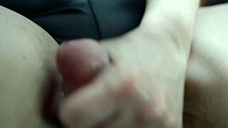 Hot Babe Gives Oiled Handjob With Pussy Rub