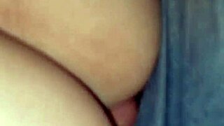 Latina couple heats up and fucks passionately in the Uber