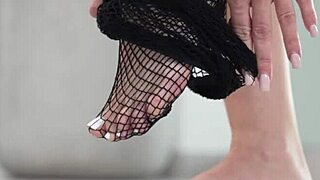 4k hot footfetish crushing fruits with bare feet and high heels