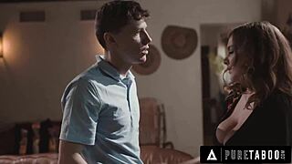 Hé, t'as vu Pure Taboo avec Dava Foxx qui piège la voisine Natasha Nice pour baiser son beau-fils ?