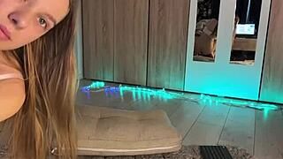 anal plug with tail on webcam 😈