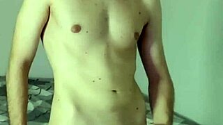 Amateur Masturbates To Orgasm And Cums On Webcam In Bedroom