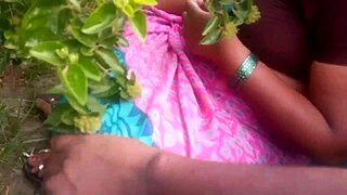 Hey, seen this Indian beauty's boobs yet?