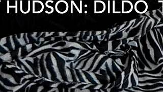 Kity Hudson plays with dildo solo! 😍