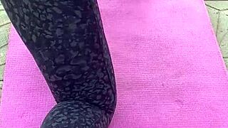 Ebony Milf's Morning Pussy Tease