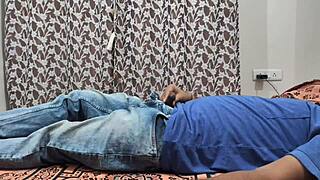 गांव से मुंबई काम करने आई देसी लड़की को ओनर ने जमकर चुदाई की हिंदी ऑडियो 😏