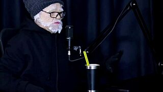 Flor De Damiana Explains Name, Caresses Dick, Does Eurotrip, Orgy With Elisa Sanches!