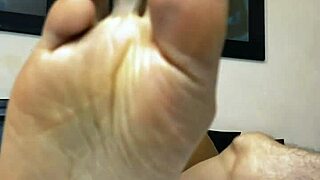 bride's friend seduces father-in-law at wedding 😏