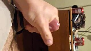 Detailed Morning Masturbation With My Cock