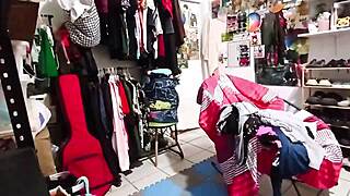 Chubby BBW organizes room. 😊