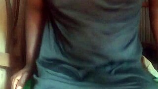 Is kenyan shemale sexyjayla254 shooting her big load?