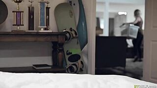 Yo, Kit Mercer lends a hand to her stepson! 😜