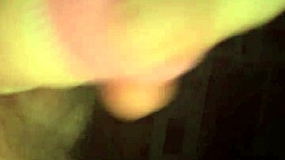 I'm high and masturabting with my dildo