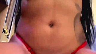 Arrombei o Cuzinho da Casada da Minha Vizinha e Deixei a Bucetinha Dela Bem Abertinha e No Final Dei Leitinho pra Alimenta Essa Vadia que Volto pro Seu Corno Cheia de Leite Roseredvip