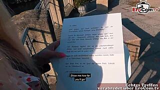 Echtes Deutsches Blind Date auf der Straße mit Dünner Blonder Milf Schlampe!