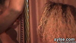 Amateur lesbians enjoy anal room service