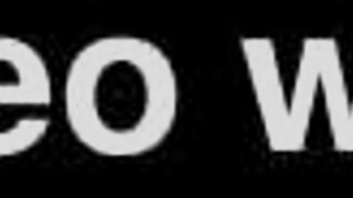 TSAYYYY WHAT ARE YOU DOING TO MICHELLE ANDERSON?