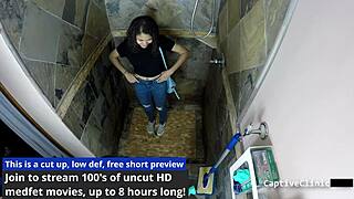 TSAYYYY WHAT ARE YOU DOING TO MICHELLE ANDERSON?