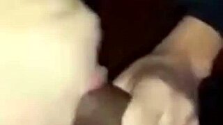 Latina teen risks blowjob on crowded bus