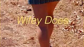 Milf Flashes Her Shaved Pussy in Public Skirt 😈