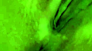 Fingering my juicy virgin chocolate pussy until i scream and cream 😍