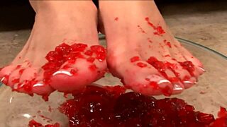 experienced woman with brown hair gets her wet pussy stretched