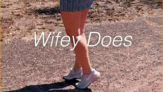 Milf Flashes Her Shaved Pussy in Public Skirt 😈