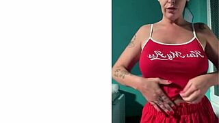 Turn around, leave thighs uncovered for punishment today