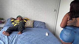 Grande bbw fode com an�o pirocudo.