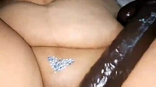 watch this cute fat bbw pussy gape and squirt hard
