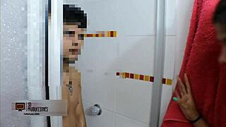 Stepbrother, what are you doing to me in the shower?