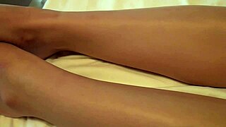 Japonesita linda en sexo crudo 1 contra 1.