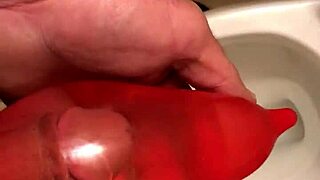 Condom Piss 2