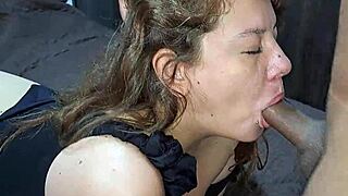 oh my god, what a big dick in the bedroom 😲