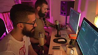 Una Dia En La Vida De Un Productor Porno - Hoy Con Jaxrton Wheeler Clases De Bdsm Y Dominacion