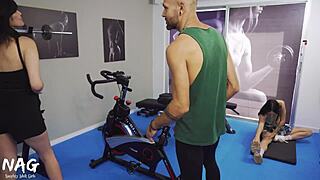 Amateur Whore Gets Spanked By Bodybuilder In Gym